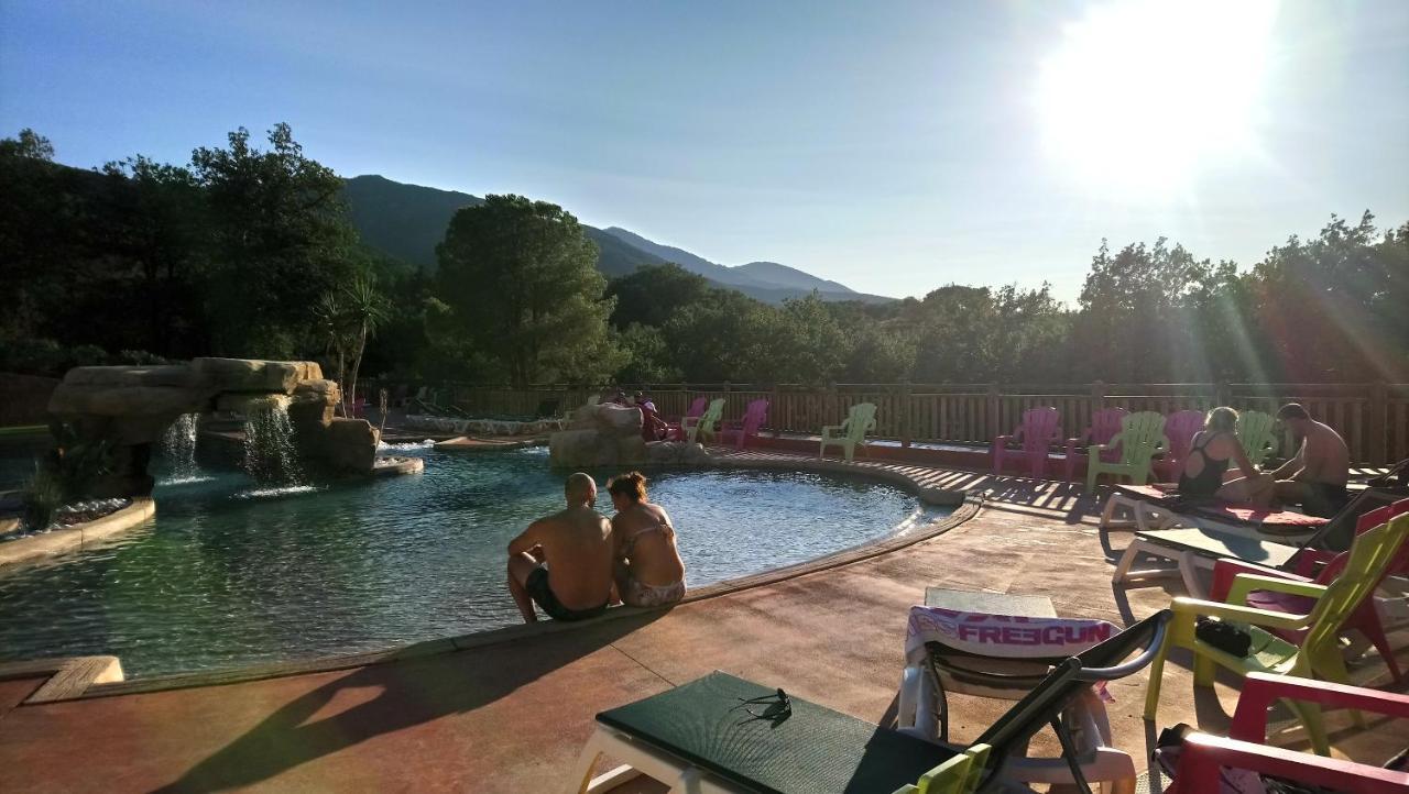 Camping Des Alberes Laroque-des-Alberes ภายนอก รูปภาพ