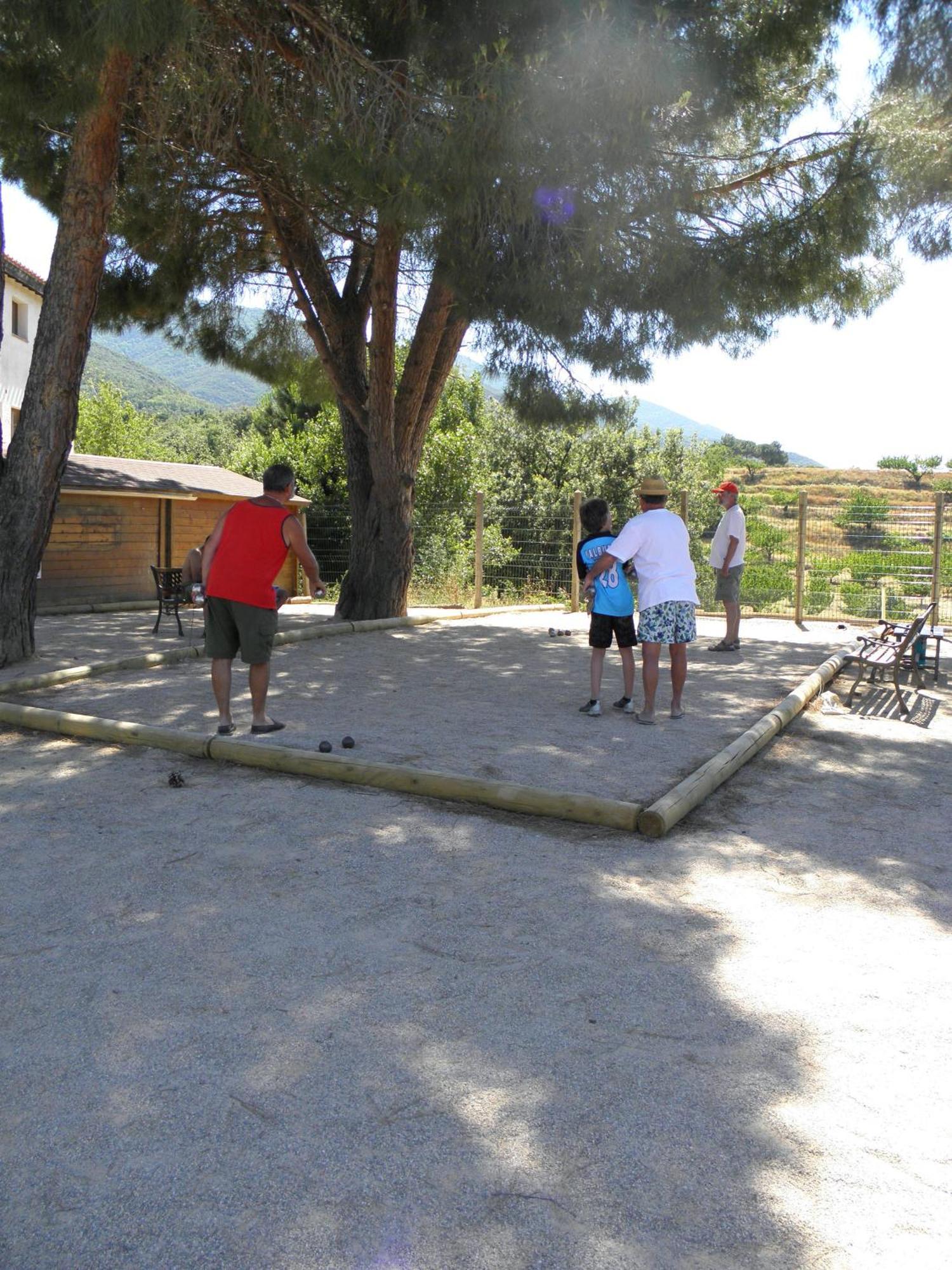 Camping Des Alberes Laroque-des-Alberes ภายนอก รูปภาพ