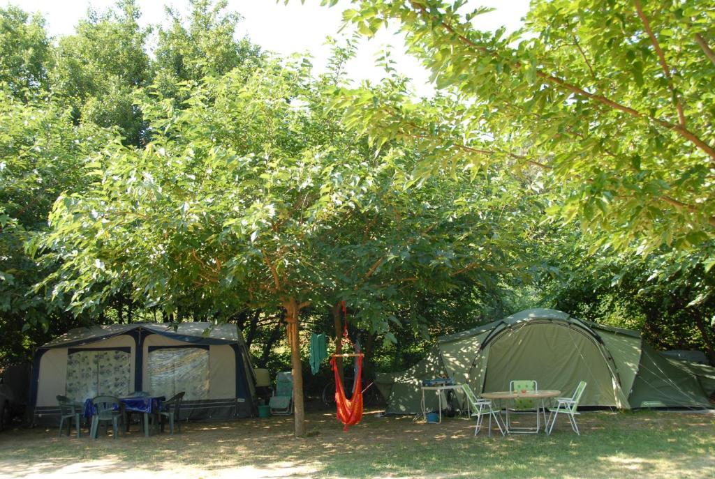 Camping Des Alberes Laroque-des-Alberes ภายนอก รูปภาพ